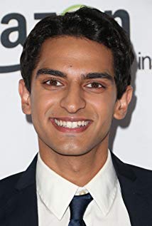 How tall is Karan Soni?